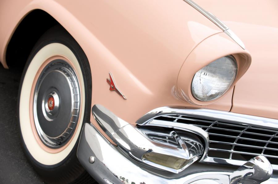  Ford Fairlane Town Sedan 1956 года  (фото 7 из 10)